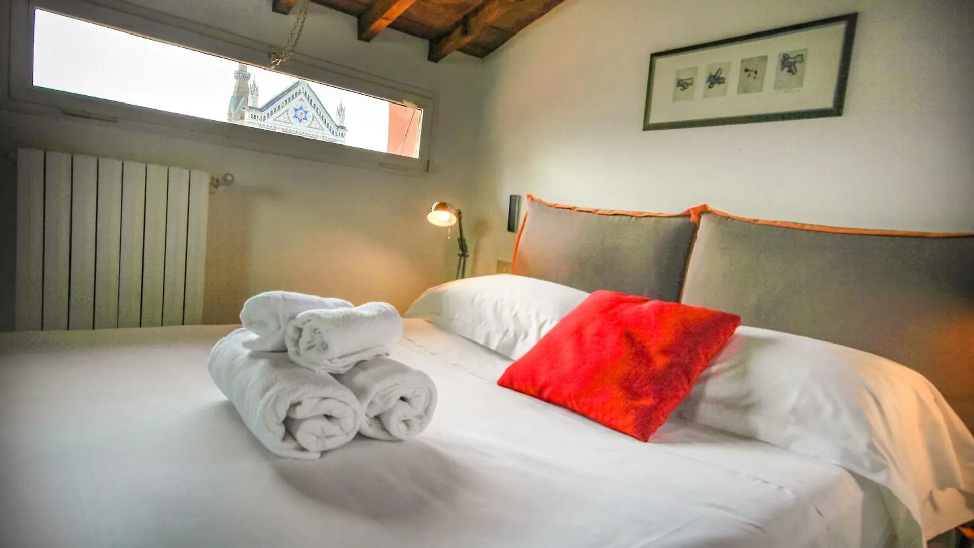 Santa Croce Suite View Apartment フィレンツェ 0*,  イタリア